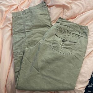 Eddie Bauer convertible capri cargo  pants many pickets 100% cotton size 10
